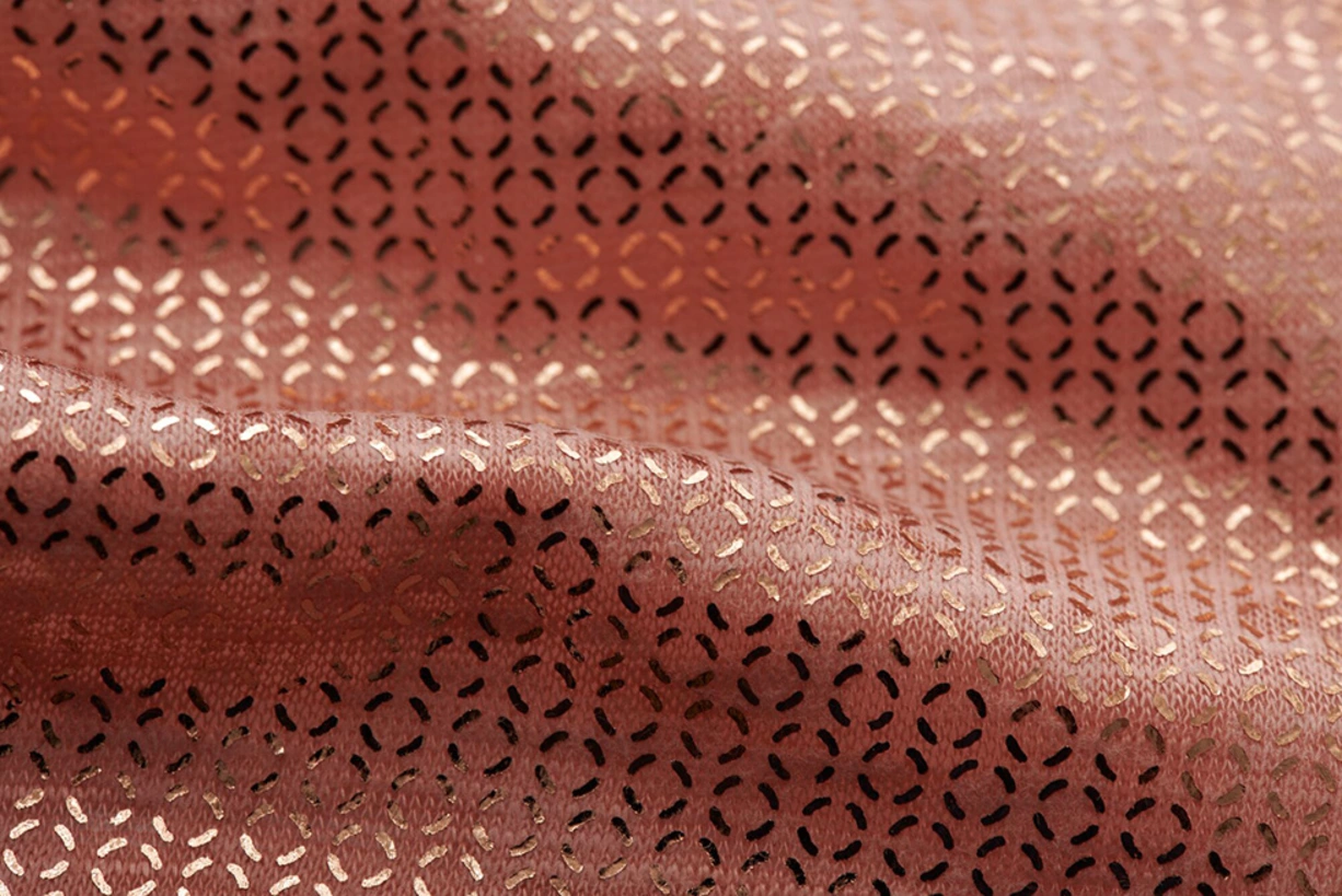 金色服装 - 通过天然 OEKO-TEX® 认证 金色紡織面料的細節