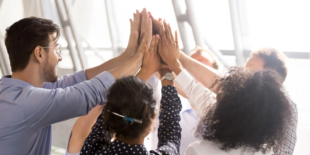 商業行為準則:KURZ 企業環境中的道德與誠信