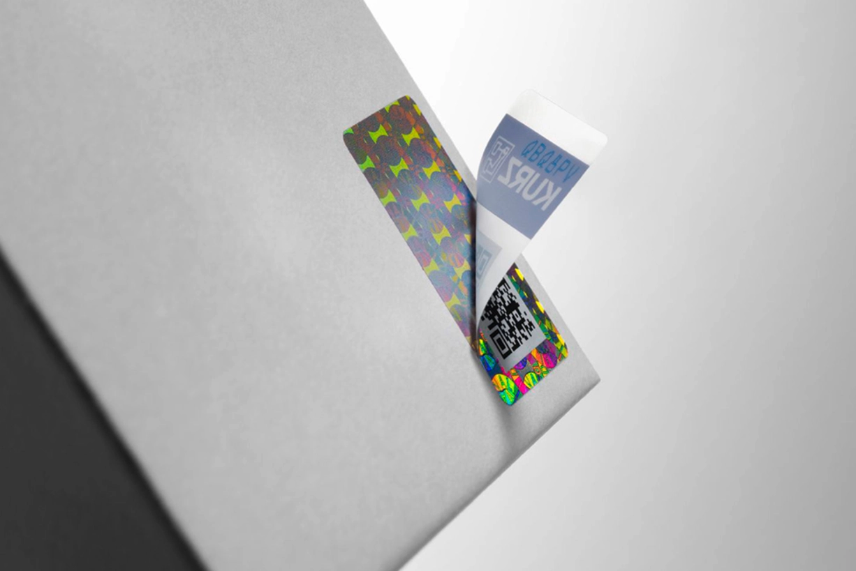 VOID 與 RFID 標籤:兼具效率與防偽功能 LEONHARD KURZ 增強產品保護的 VOID 標籤